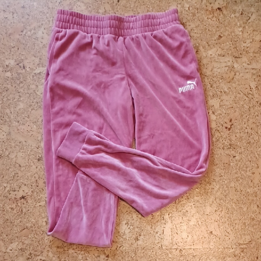 Puma Essentials Plus Women's Dusty Orchid Velour Pants Size M NWT